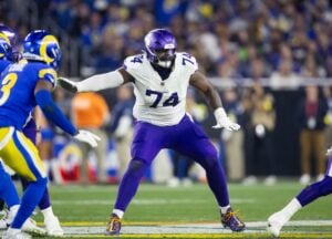 Cam Robinson Contract