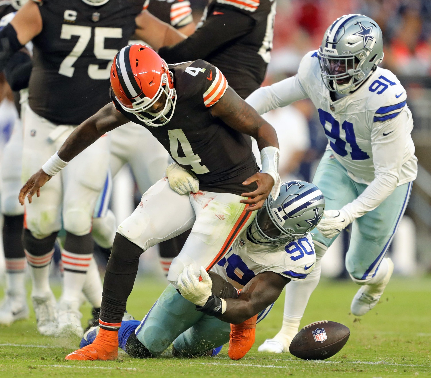 Demarcus Lawrence Contract