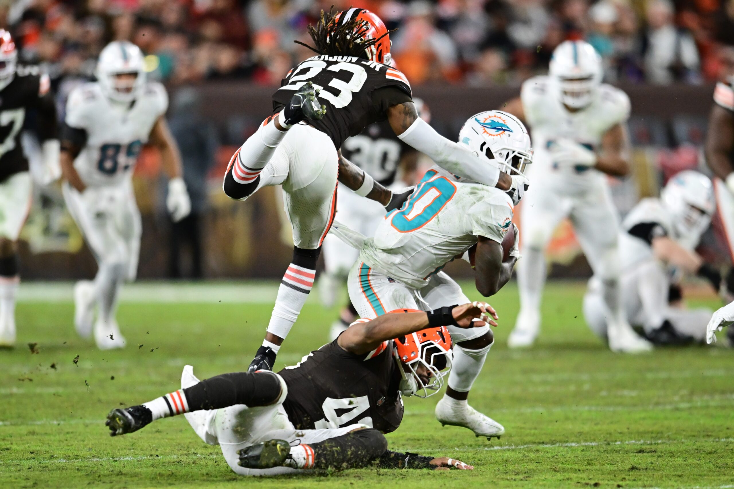 Dolphins Trade Tyreek Hill