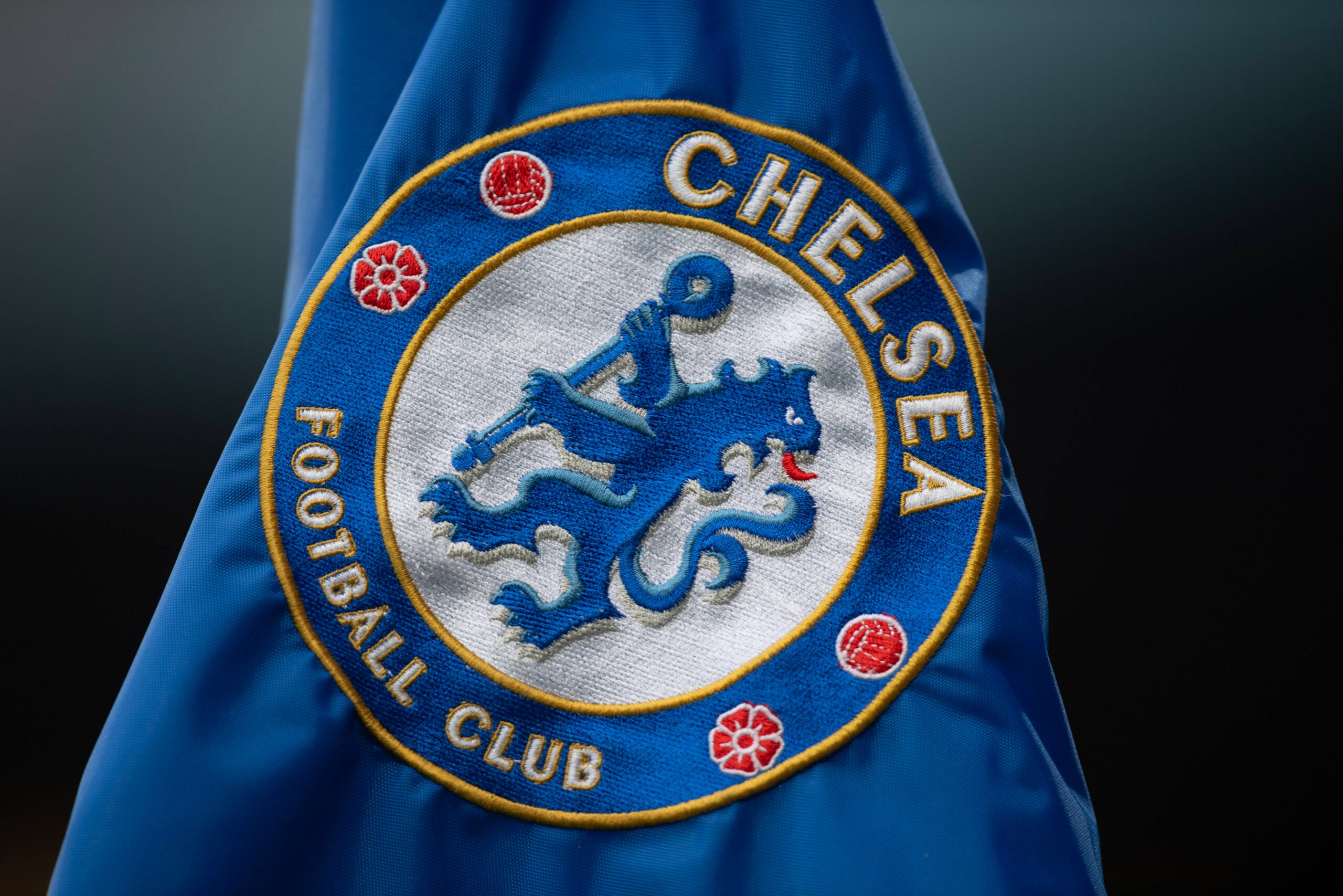 Chelsea confirmed lineup - image of the club logo on a corner flag