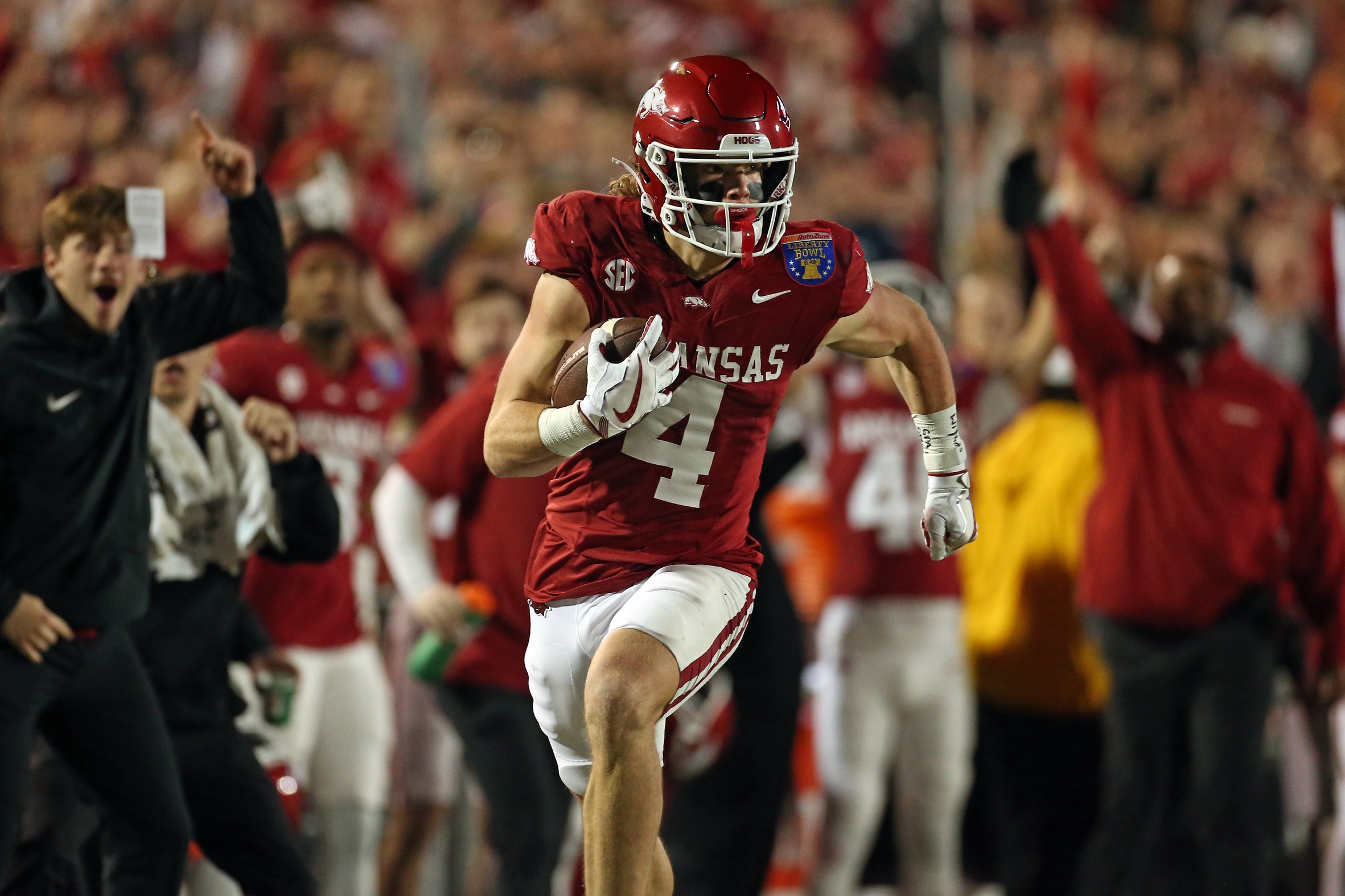 2025 NFL Draft Scouting Report: Isaac TeSlaa, Arkansas
